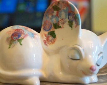 Sweet Vintage Ceramic Mouse
