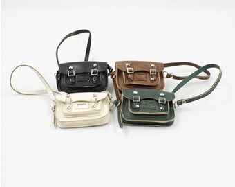 PU Leather Bag for 1/6 BJD Dolls,Mini Key Pouch Handbag Shoulder Bag for Blythe/Azone Dolls,Key Closure,Bag for Blythe