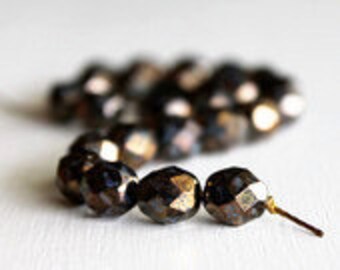 25 Metallic Bronze/Gold 8mm Faceted Czech Glass Rounds.