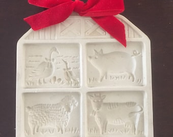 1994 pampered chef cookie press barnyard animals in farmhouse