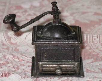 Vintage Miniature Coffee Grinder Die Cast Metal Pencil Sharpener for Crafts, Dolls, Dollhouse Furniture