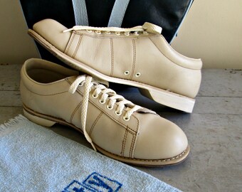 Vintage Endicott Johnson Bowling Shoes | Women's Beige Leather Rockabilly Shoes | Leather Sliding Sole | Retro Women's Size 10 Bowling Shoes