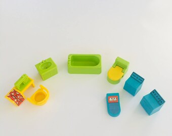 Vintage Fisher Price #725 Play Family House Bath / Utility Room Set