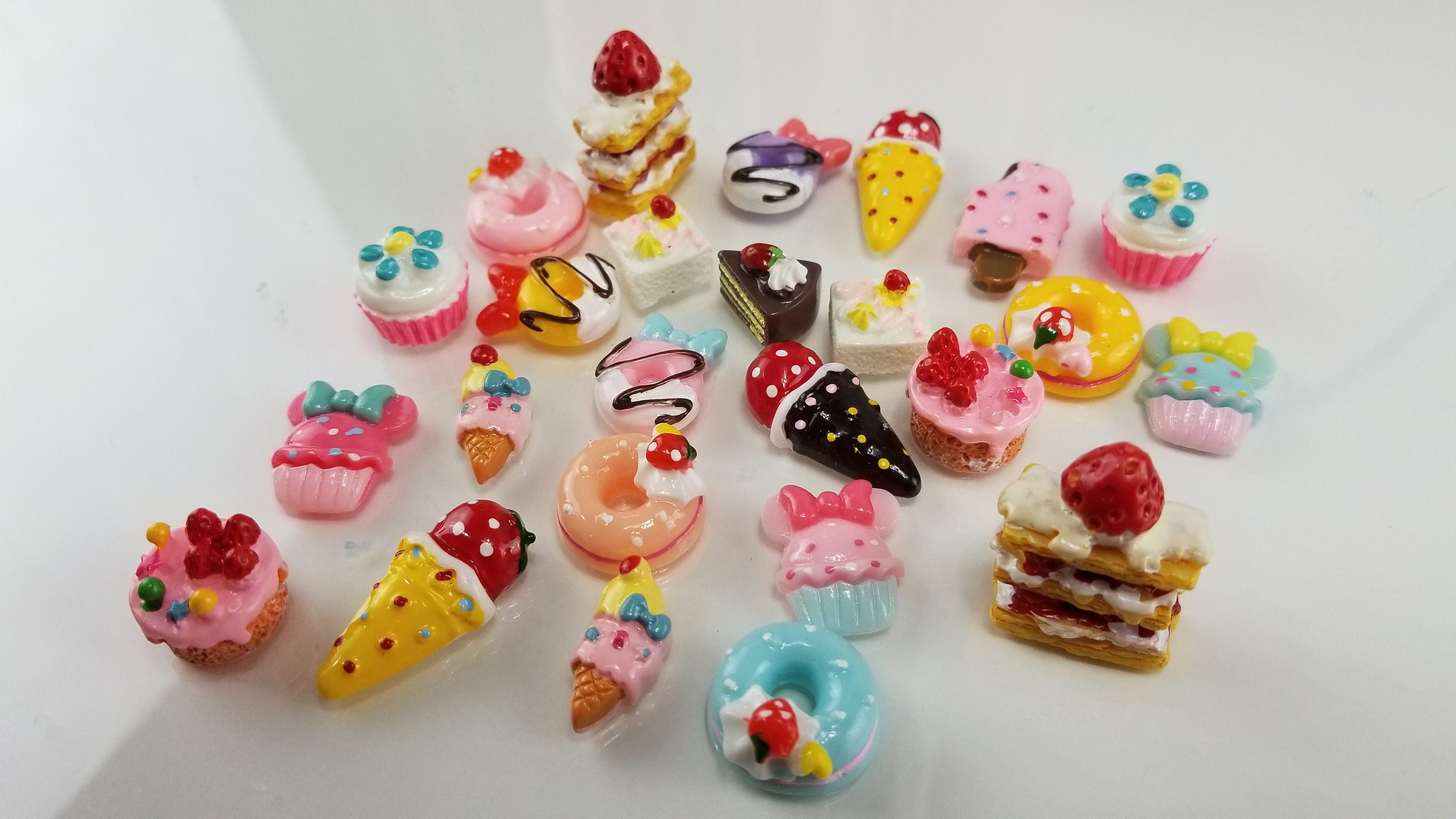 DESSERT Slime CHARMS MIXED (25) from Winterwonderslimes on Etsy Studio