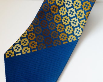 70s Navy Blue Gold Ombre 8 Bit Daisy Floral Hardey Aimes London Wide Men's Neck Tie