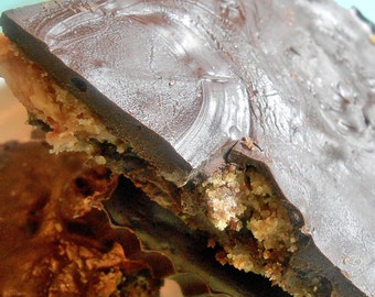 BACON BARK,Dark Chocolate or Milk Chocolate Candied Bacon, 2 1/2 pounds + Slab, Tray, Bark Candy, Sea Salt, Chocolate Nibblers