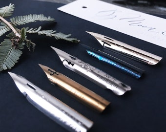 Set of 5 assorted calligraphy nibs for modern lettering