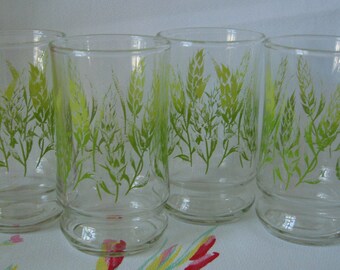 Vintage 1970's Wheat Juice Glasses, Green Wheat Design, Small 6 ounce Tumblers, 70's Retro Drinking Cups, Kitchen Glasses ~