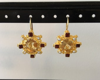 Beautifully detailed citrine earring