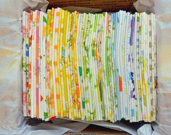 Vintage Sheet Fat Quarters. You Pick How Many. Vintage Fabric Bundle. No Repeats. Ready to Ship. Floral. Antique.