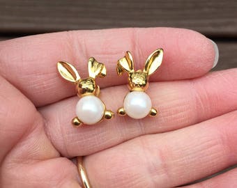 Vintage Jewelry Signed Avon Easter Bunny Rabbit Earrings
