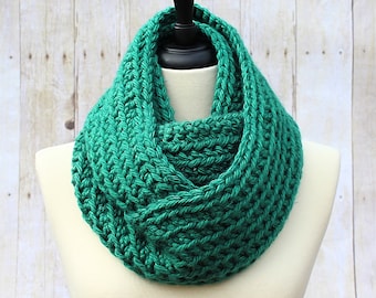 Chunky Infinity Scarf, Green Infinity Scarf, Green Loop Scarf, Green Scarf, Chunky Crochet Scarf, Green Women's Scarf, THE HENSLEY