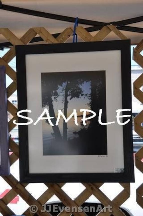 16x20 Picture Frame with Glass Backing and Mounting Hardware