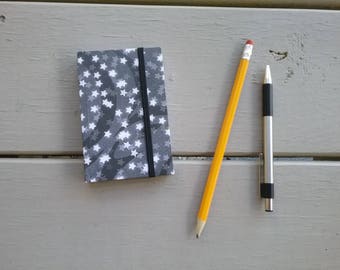 Star Pattern Pocket-Sized Handmade Notebook - approx. 3"x4" - blank, 96 pages - elastic closure