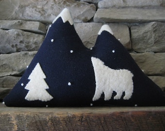 Wool Mountain Pillow with Polar Bear