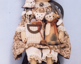Primitive PATTERN Aunti Felinie and Her Furry Friends
