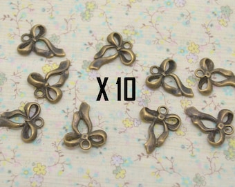 10 x 16mm bronze ribbon bow charm / 22mm