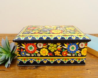 Vintage Daher Tin Box Container Made In England Flowers