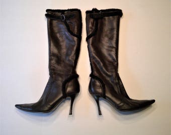 NEW PRICE - Rene Caovilla Made in Italy Fur Lined and Trimmed Leather Pointed Toe Boots with Leather Heels - Size 39