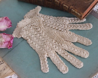 Pair of Vintage French Children's Crochet Lace Gloves - Communion Gloves