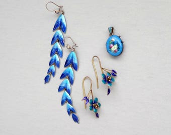 Enameled Sterling Earrings. Long, Articulated Blue Willow. Vermeil.