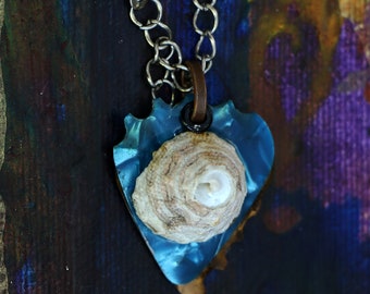 Guitar Pick Necklace - Seashell