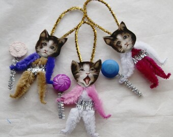Ser of 3 Chenille Ornaments, Easter Cats, Kittens, Vintage Style Primitive (202)