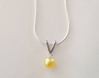 Yellow Akoya pearl necklace