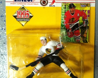 1995 NHL Starting Lineup CHRIS CHELIOS Figure- Chicago Blackhawks - White