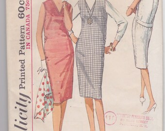 Vintage 1964 sewing pattern for sheath-style jumper or sleeveless dress -- Simplicity 5414, size 16