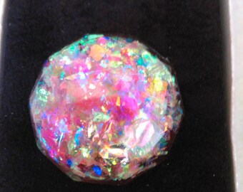 This ring unique molded resin