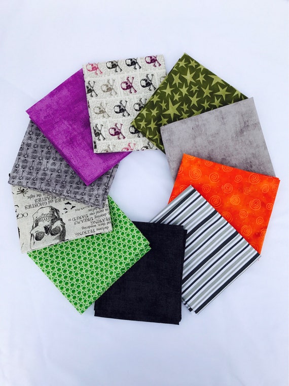 Halloween Fat Quarter Bundle