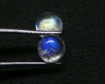 Rainbow Moonstone Round Cabochon, Natural Rainbow Moonstone Blue Flash, Gemstone,Transparent Rainbow, 5X5 MM, 1.80 CTS