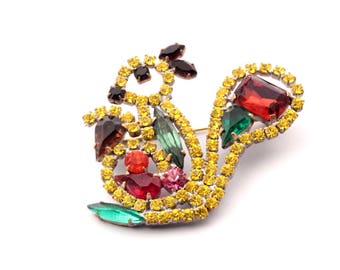 Vintage handmade Czech glass rhinestone figural squirrel pin brooch
