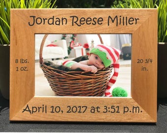 Baby Birth Announcement // Personalized Engraved Photo Frame // Picture Frame // Grandparent Gift // Aunt or Uncle Gift // Godparent Gift