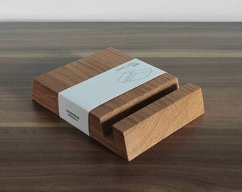 Wooden iPad Stand - Square Holder in Natural Oak Wood, Personalization available!