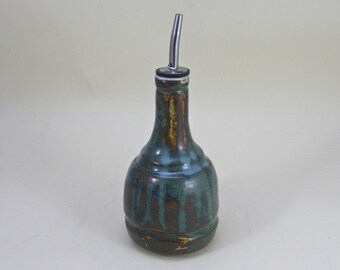 Oil dispenser , Ceramic oil bottle, Olive oil bottle, vinegar dispenser, olive oil dispenser