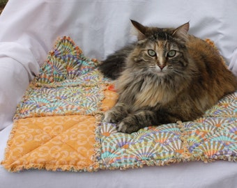 Accessories for Pets, Bedding for Pets, Cat Blankets, Fabric Pet Blanket, Handmade Pet Blanket, Washable Pet Blanket, Pet Bedding, Cat Bed