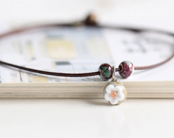 Cord adjustable bracelets