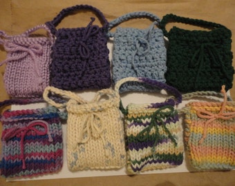 5 assorted mini pouches