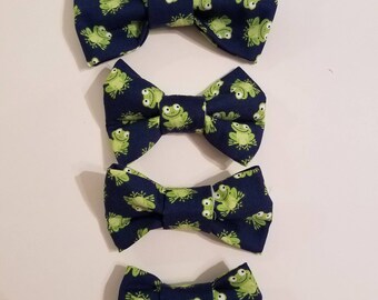 Frog Pond dog bow tie
