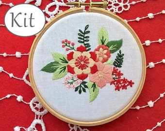 Modern embroidery kit, DIY kit, Hand embroidery pattern - flowers needlepoint design - Embroidery hoop art, needlecraft kit, floral decor