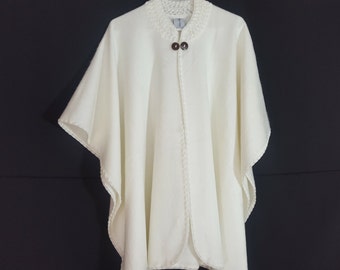 Alpaca Poncho Cream Crocheted Neck made in Ecuador