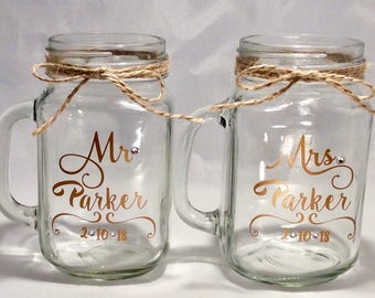 2 Pack Mr and Mrs Personalized Wedding Mason Jars, Rustic Mugs, Bride and Groom, Swarovski Crystals, Rustic Wedding Decor, Custom Mason Jars