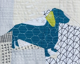 Mini Doxie Dachshund Dog Quilt Pattern, Foundation Paper Pieced Quilt Block, Paper Piecing, Sewing Pattern, Quilting Block, pdf, Weiner Dog