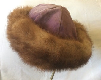 Mink trimmed women's hat, vintgage