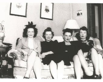 Vintage Snapshot "Family Photo" Women Lined Up On The Couch 1940'sFound Vernacular Photo