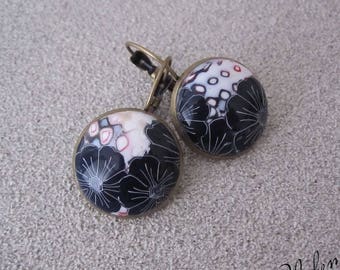 Earrings with a cabochon made of polymer clay
