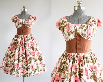 Vintage 1950s Dress / 50s Cotton Dress / California Cottons Pink and Brown Rose Print Dress S/M