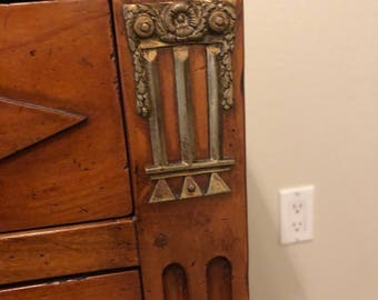 Directoire Chest